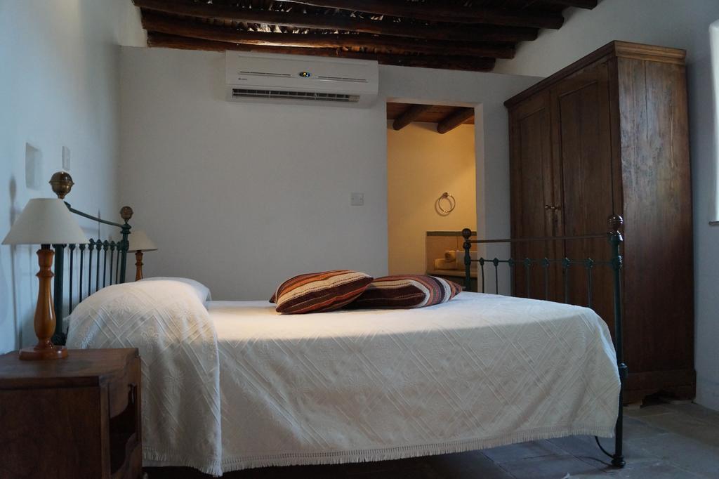 Villa Makrinari Tis Pano Geitonias à Salamiou Extérieur photo